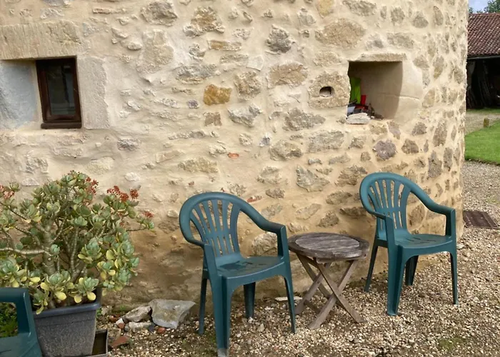 Le Pouy Hébergement de vacances Saint-Martin-de-Hinx